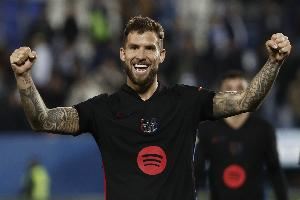 世体：伊尼戈合同里规定可以效力1年便离开沙特