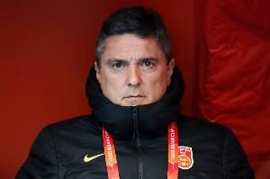 媒体人:东亚杯让久尔杰维奇转正讨论终止，这次U23让安东尼奥现形