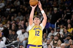 拉拉维亚:对手今晚投得很准 我们团队和个人的防守都不在线